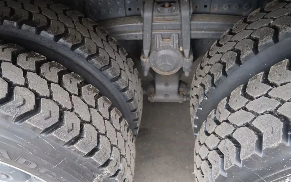 Mercedes-Benz Arocs 3251 / 8x4 / Wywrotka Meiller 3- stronna /  Euro 6d / Przebieg: 215 600 km - 덤프트럭 : 사진 3 Mercedes-Benz Arocs 3251 / 8x4 / Wywrotka Meiller 3- stronna /  Euro 6d / Przebieg: 215 600 km - 덤프트럭 : 사진 3