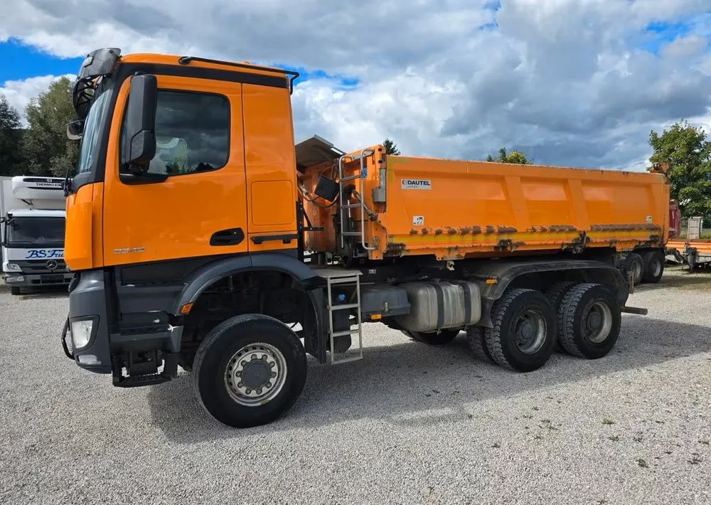 Mercedes-Benz Arocs 3345 6x6 Allrad / Bordmatic – Wywrotka Dautel | 449 KM | - 덤프트럭 : 사진 4 Mercedes-Benz Arocs 3345 6x6 Allrad / Bordmatic – Wywrotka Dautel | 449 KM | - 덤프트럭 : 사진 4