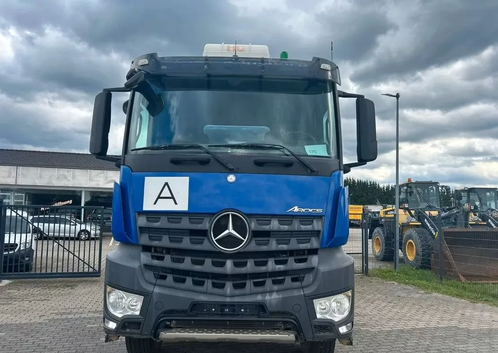 Mercedes-Benz Arocs 4142 | Wywrotka Schmitz | 8x4 | Euro 6 | Klima | Retarder | 242 598 km - 덤프트럭 : 사진 5 Mercedes-Benz Arocs 4142 | Wywrotka Schmitz | 8x4 | Euro 6 | Klima | Retarder | 242 598 km - 덤프트럭 : 사진 5