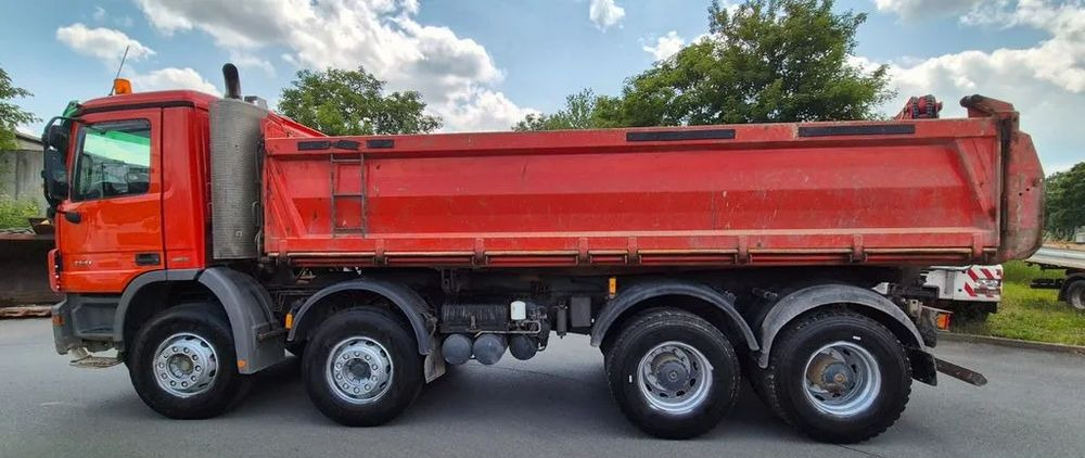 Mercedes-Benz Mercedes-Benz ACTROS 4141 Wywrotka 8x4 | Euro 5 | 408 KM | 337 798 km | 2010 - 덤프트럭 : 사진 3 Mercedes-Benz Mercedes-Benz ACTROS 4141 Wywrotka 8x4 | Euro 5 | 408 KM | 337 798 km | 2010 - 덤프트럭 : 사진 3