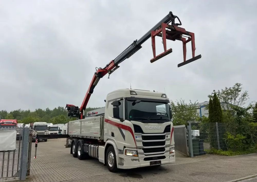 Scania R500 Baustoff / 2-stronna wywrotka Schwarzmüller /HDS Fassi F215 / Euro 6 / Napęd na tylną oś - 덤프트럭, 크레인 트럭 : 사진 5 Scania R500 Baustoff / 2-stronna wywrotka Schwarzmüller /HDS Fassi F215 / Euro 6 / Napęd na tylną oś - 덤프트럭, 크레인 트럭 : 사진 5