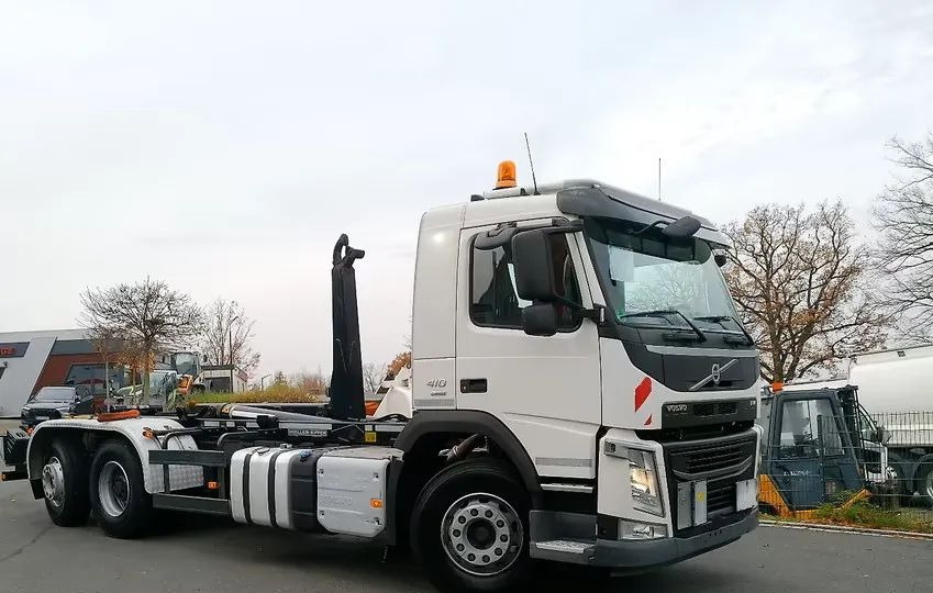 Volvo FM 410 • 6x2 • Meiller z systemem HDS (roll-off) • Euro 6 • Przebieg 251235 km • - 후크 리프트 트럭 : 사진 1 Volvo FM 410 • 6x2 • Meiller z systemem HDS (roll-off) • Euro 6 • Przebieg 251235 km • - 후크 리프트 트럭 : 사진 1