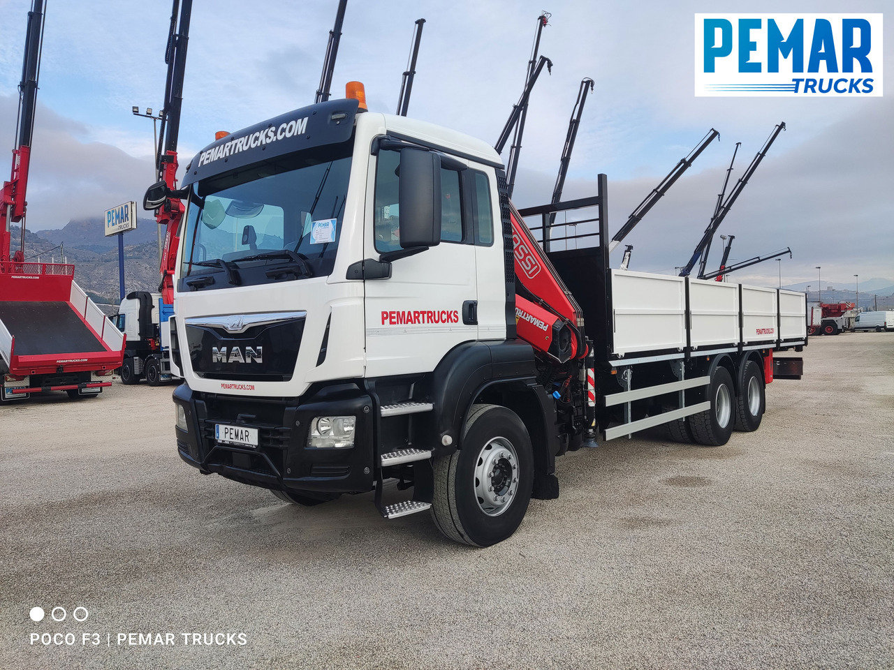 크레인 트럭 MAN TGS 26.360 6X4 GRUA CAJA FIJA EURO 6 : 사진 11 크레인 트럭 MAN TGS 26.360 6X4 GRUA CAJA FIJA EURO 6 : 사진 11