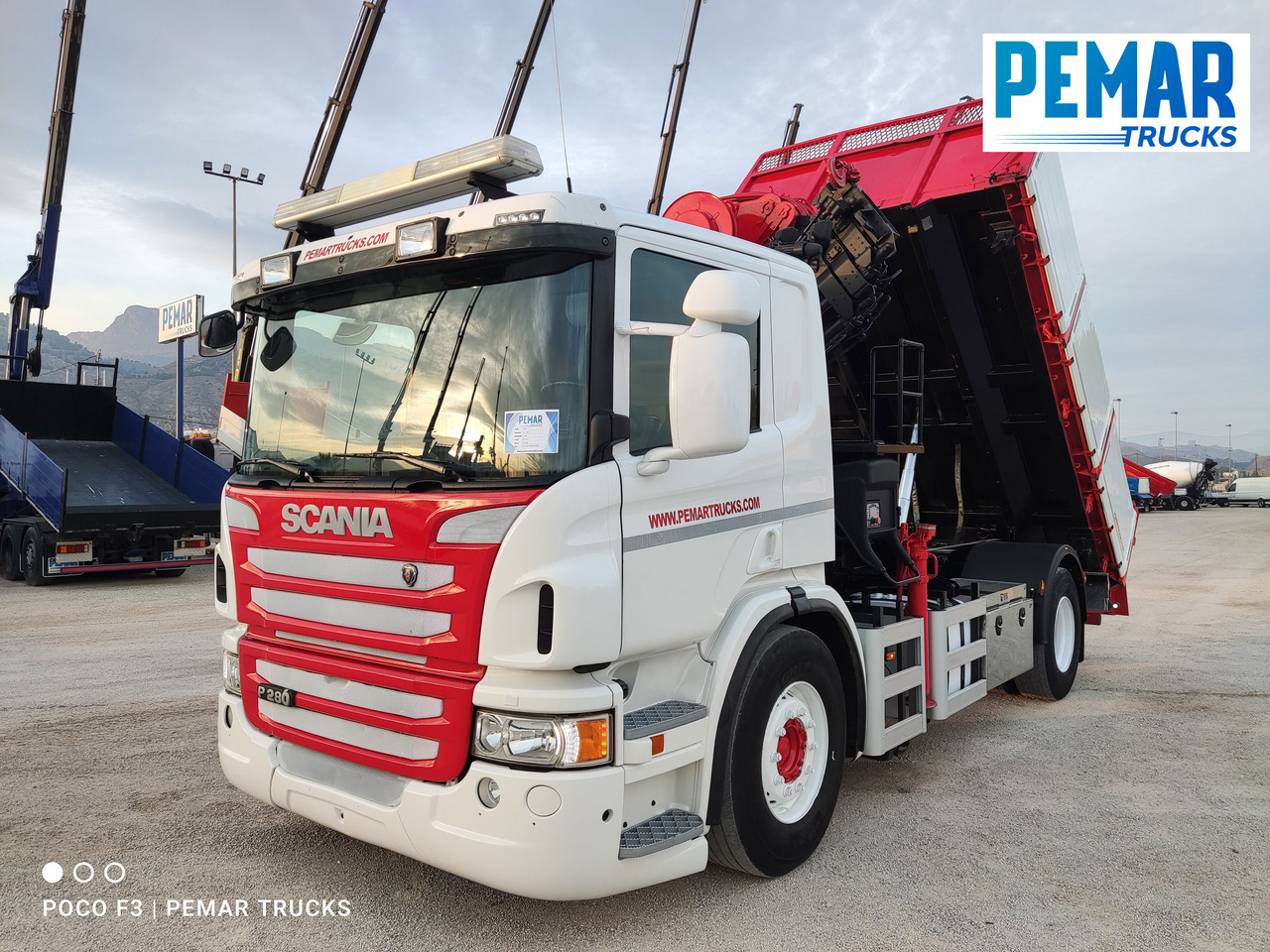 크레인 트럭 SCANIA P 280 GRUA BASCULANTE 18T EURO 6 : 사진 9