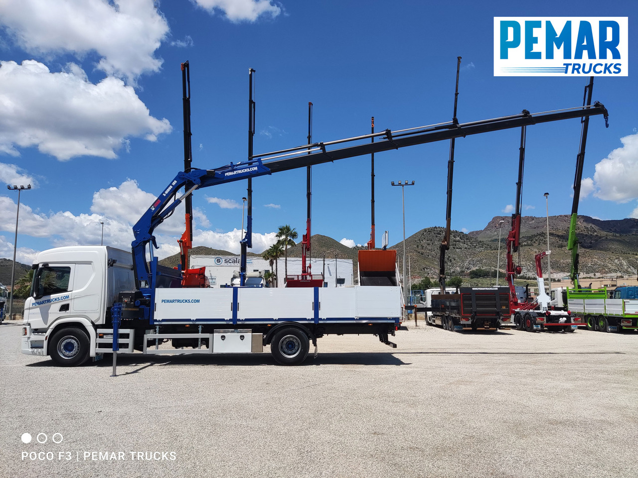 SCANIA P 370 GRUA CAJA FIJA 18T - 크레인 트럭 : 사진 4 SCANIA P 370 GRUA CAJA FIJA 18T - 크레인 트럭 : 사진 4