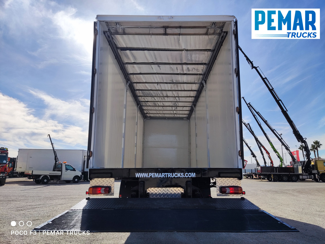 리스 VOLVO FM 410 TAUTLINER VOLVO FM 410 TAUTLINER : 사진 11 리스 VOLVO FM 410 TAUTLINER VOLVO FM 410 TAUTLINER : 사진 11