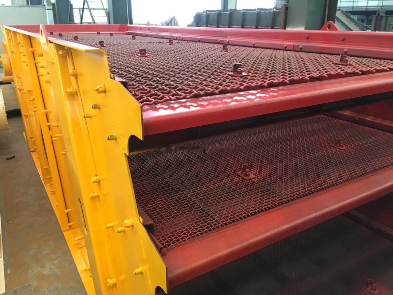 Kinglink 3YK2160 Aggregates and Stone Vibrating Screen | 300TPH - 스크리너 : 사진 5 Kinglink 3YK2160 Aggregates and Stone Vibrating Screen | 300TPH - 스크리너 : 사진 5