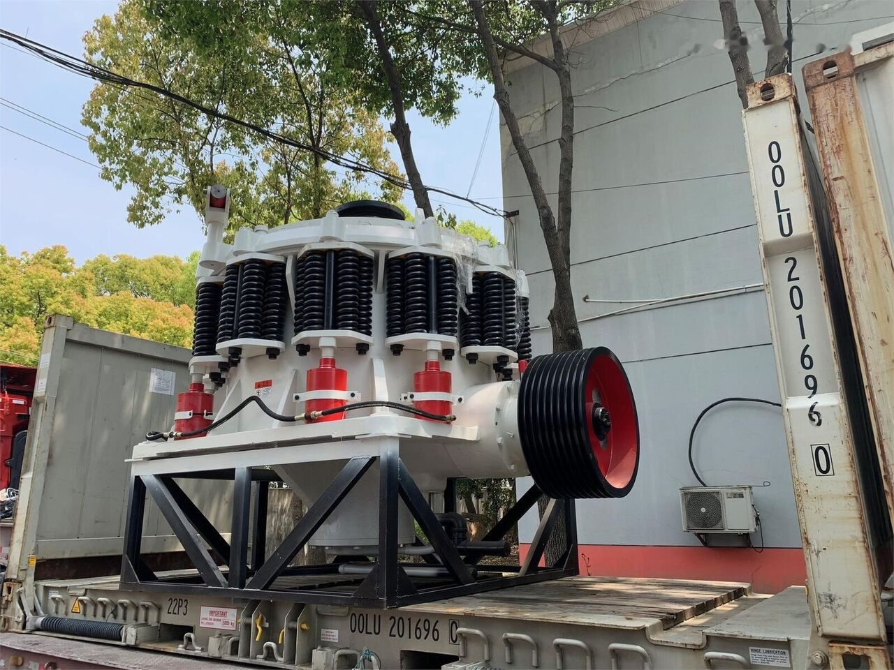 Kinglink 5.5 Feet Symons Cone Crusher KLC1680 - 콘 크러셔 : 사진 2 Kinglink 5.5 Feet Symons Cone Crusher KLC1680 - 콘 크러셔 : 사진 2
