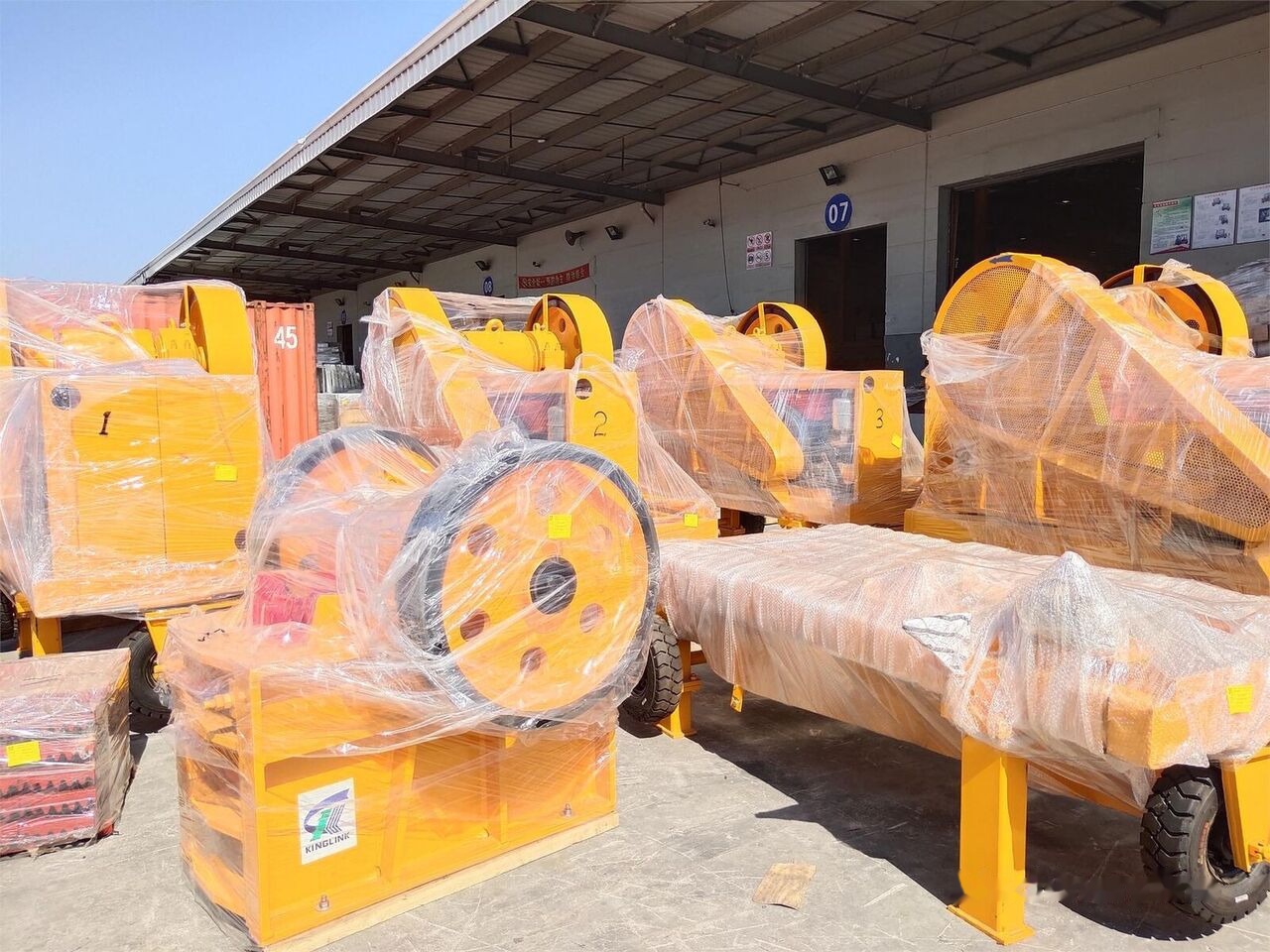 Kinglink Diesel engine Driven Portable Jaw Crusher - 조 크러셔 : 사진 3 Kinglink Diesel engine Driven Portable Jaw Crusher - 조 크러셔 : 사진 3