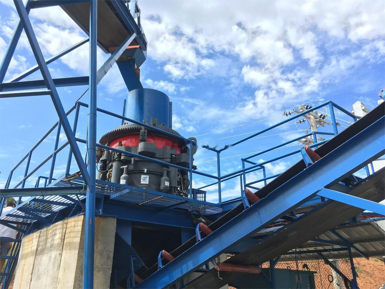 Kinglink HPY200 Hydraulic Cone Crusher for hard stone - 콘 크러셔 : 사진 4 Kinglink HPY200 Hydraulic Cone Crusher for hard stone - 콘 크러셔 : 사진 4