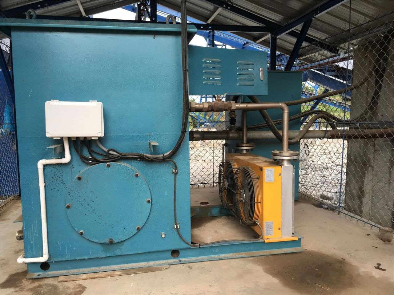 Kinglink HPY200 Hydraulic Cone Crusher for hard stone - 콘 크러셔 : 사진 3 Kinglink HPY200 Hydraulic Cone Crusher for hard stone - 콘 크러셔 : 사진 3