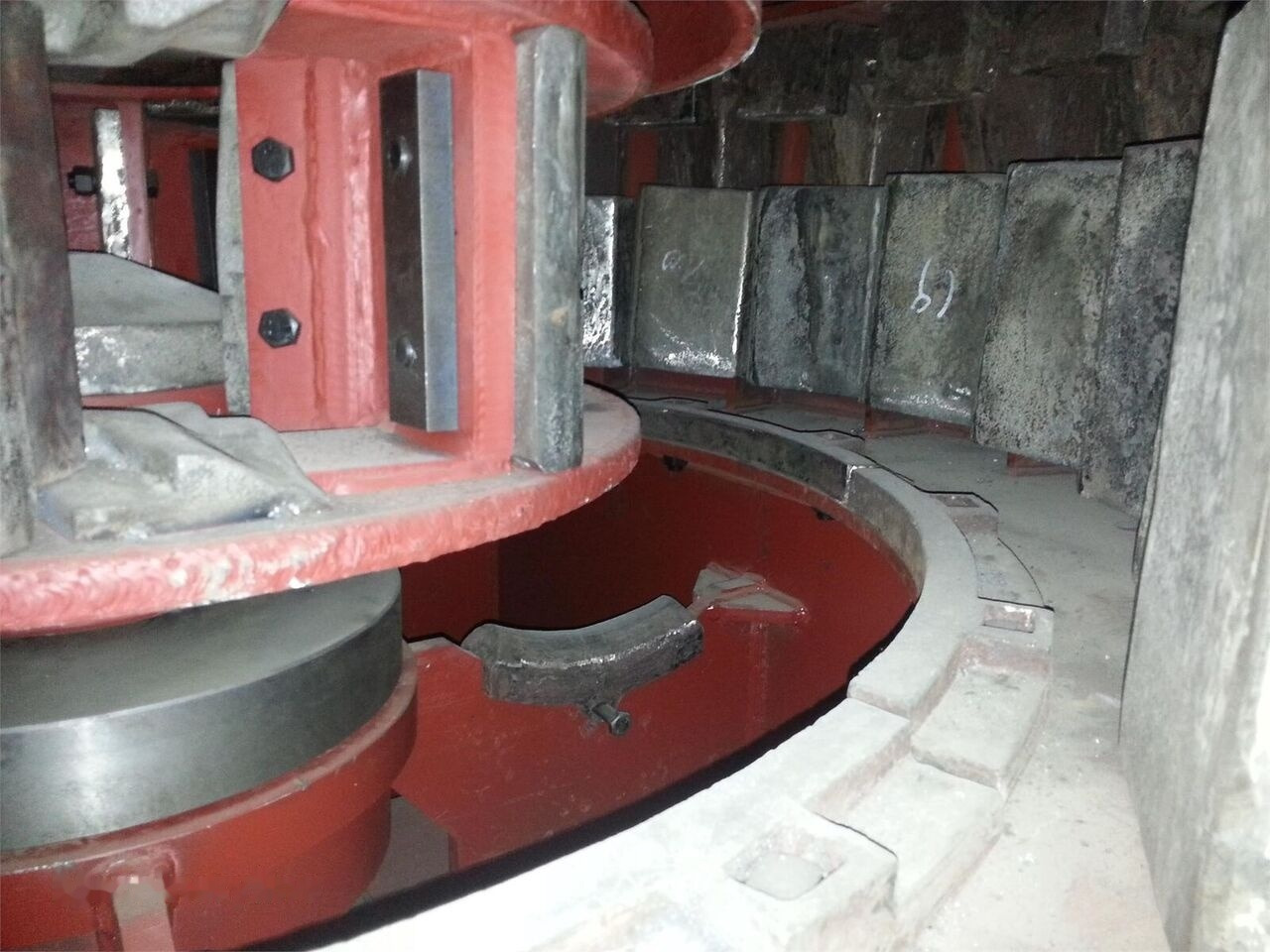 Kinglink KL12 Phosphate VSI Crusher - 임팩트 크러셔 : 사진 4 Kinglink KL12 Phosphate VSI Crusher - 임팩트 크러셔 : 사진 4