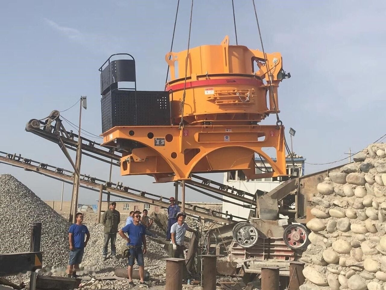 Kinglink KL7 VSI Crusher | Sand Making Machine 50TPH - 임팩트 크러셔 : 사진 2 Kinglink KL7 VSI Crusher | Sand Making Machine 50TPH - 임팩트 크러셔 : 사진 2