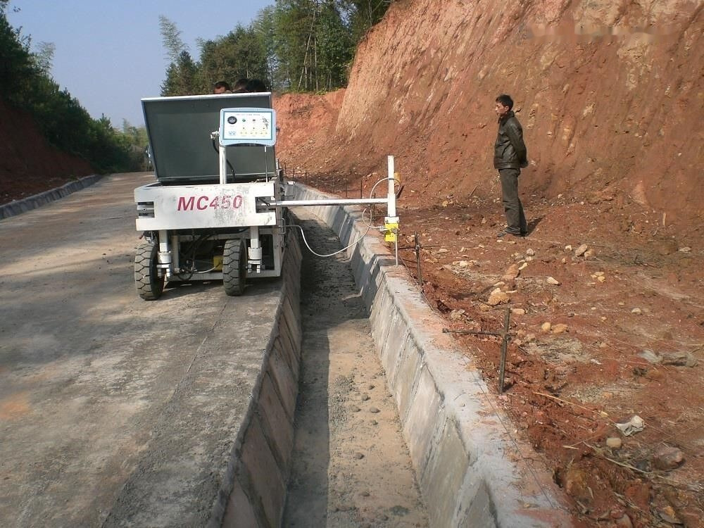 Kinglink MC450 Curbmaker/Curb maker - 조 크러셔 : 사진 1 Kinglink MC450 Curbmaker/Curb maker - 조 크러셔 : 사진 1