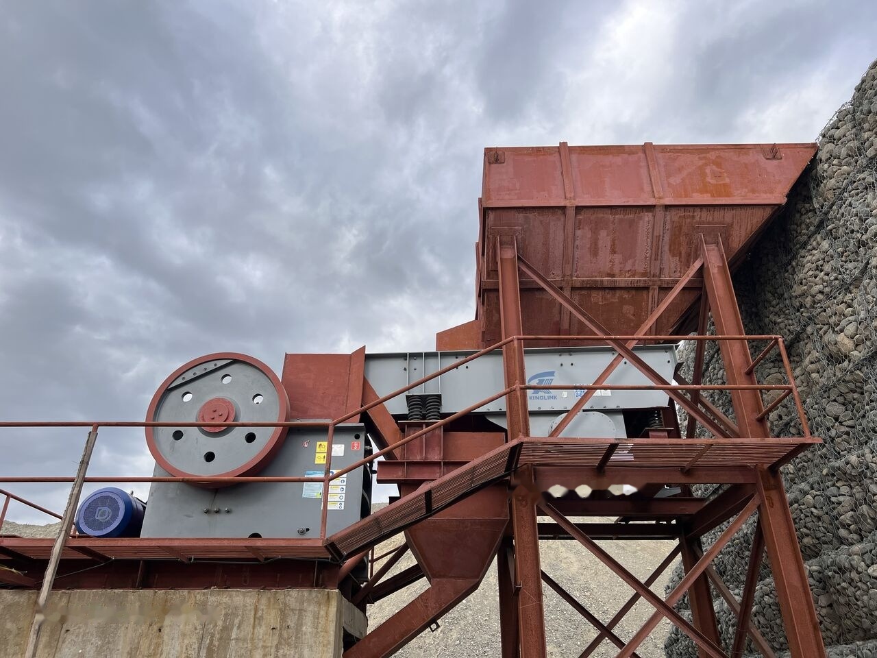 Kinglink PE2436 Primary Jaw Crusher 150TPH Riverstone - 조 크러셔 : 사진 2 Kinglink PE2436 Primary Jaw Crusher 150TPH Riverstone - 조 크러셔 : 사진 2
