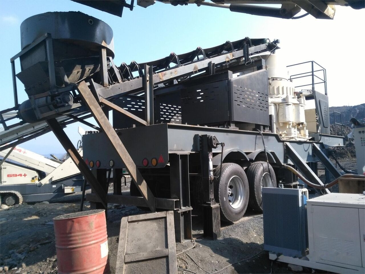Kinglink Portable Cone Crusher Plant KLF1380 | 200TPH | Granite - 콘 크러셔 : 사진 2 Kinglink Portable Cone Crusher Plant KLF1380 | 200TPH | Granite - 콘 크러셔 : 사진 2
