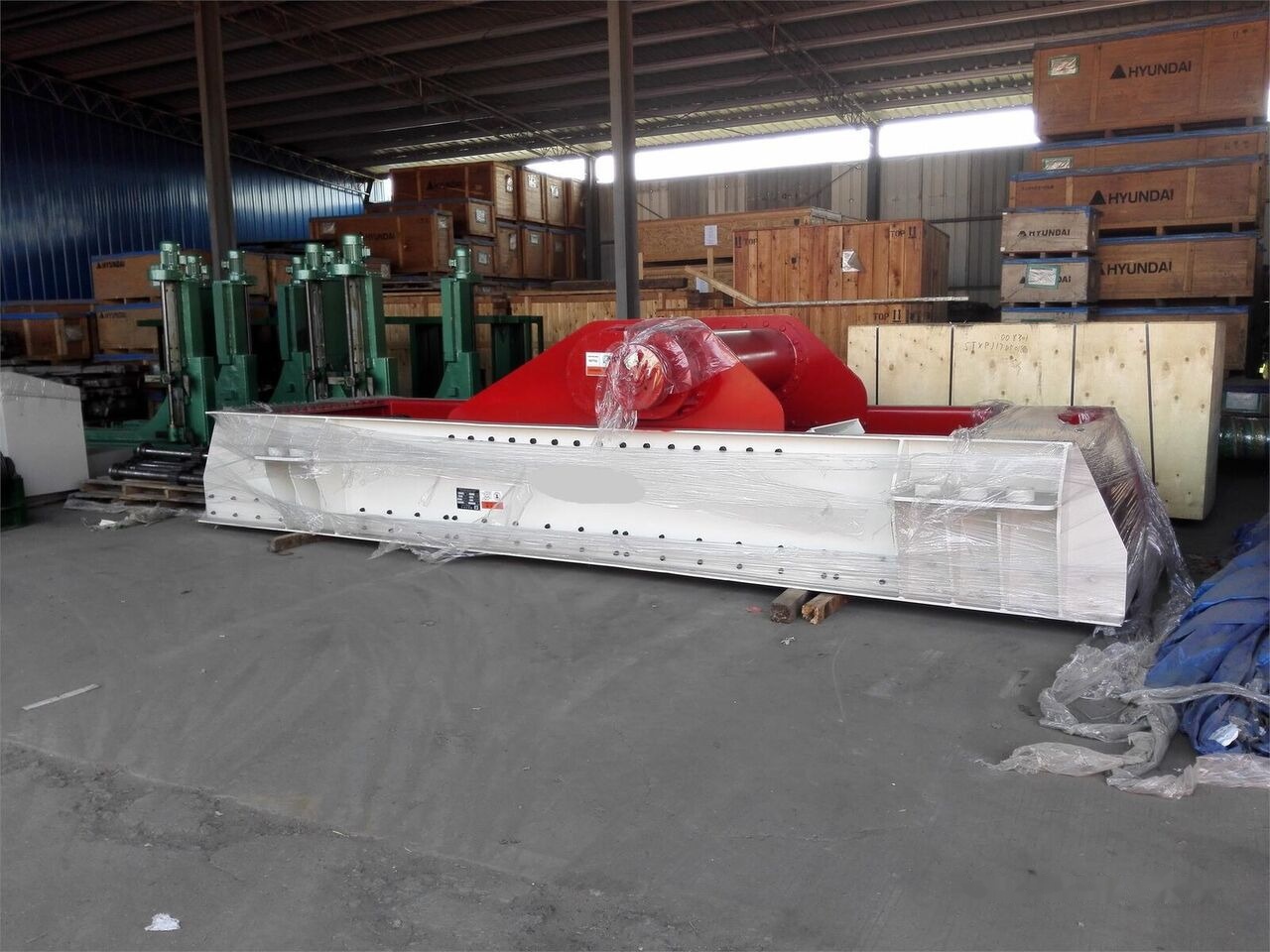 Kinglink ZSW600X130 OEM manufacturing Gator type Vibrating Grizzly Feeder - 스크리너 : 사진 2 Kinglink ZSW600X130 OEM manufacturing Gator type Vibrating Grizzly Feeder - 스크리너 : 사진 2