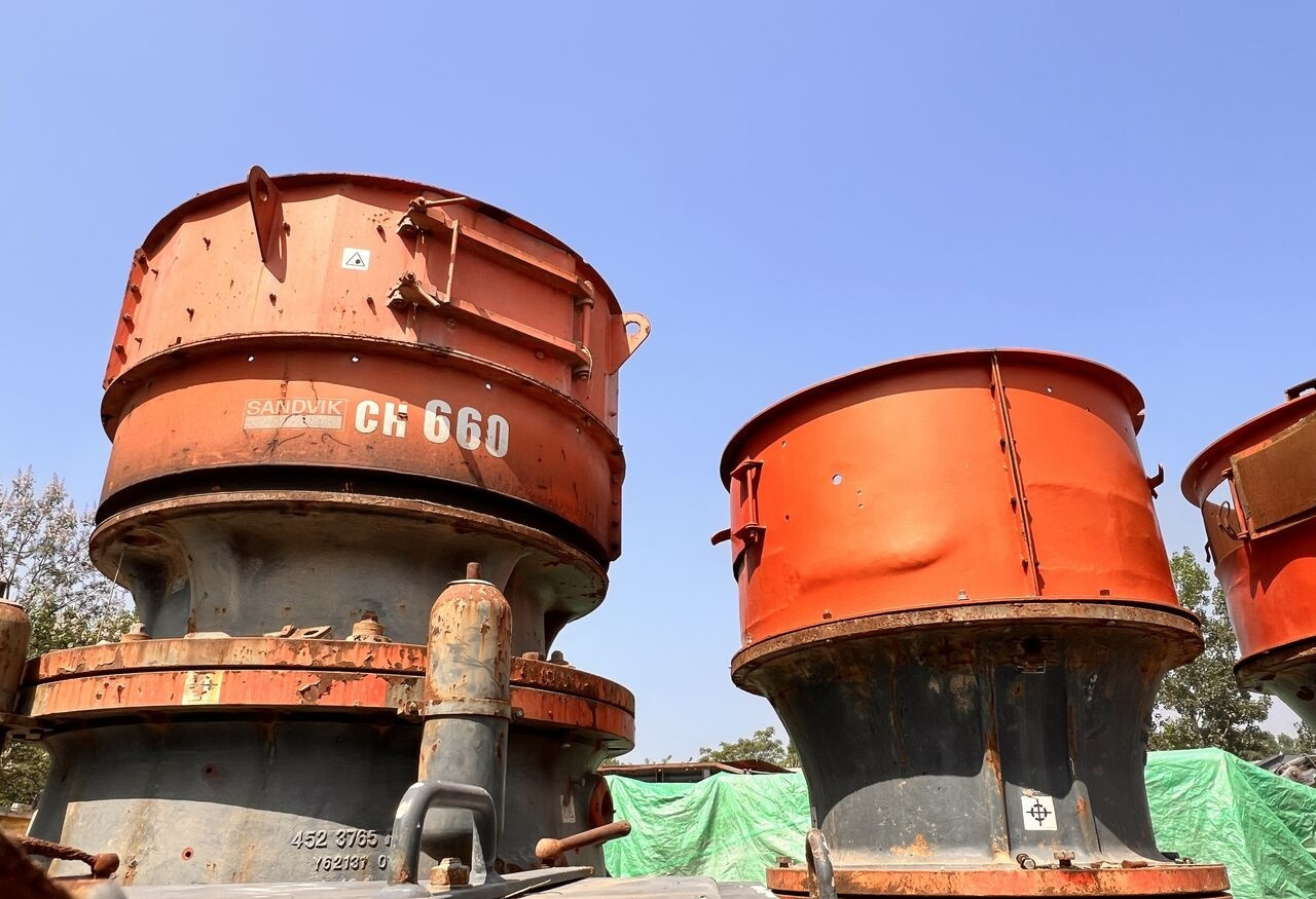 Sandvik CH660- MF Hydraulic Cone Crusher - 콘 크러셔 : 사진 1 Sandvik CH660- MF Hydraulic Cone Crusher - 콘 크러셔 : 사진 1