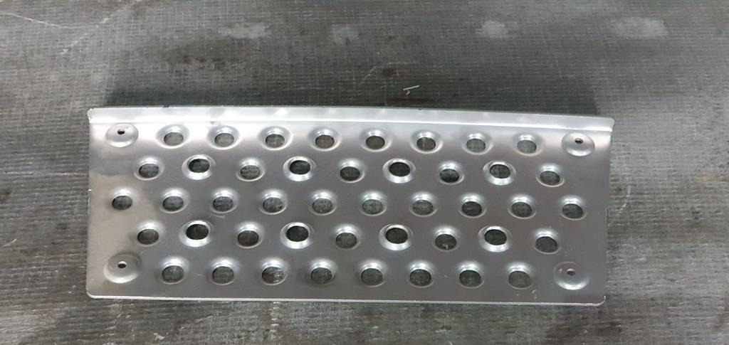 ALUMINUM STEP FOR ATEGO - 걸음 트럭 용 : 사진 1 ALUMINUM STEP FOR ATEGO - 걸음 트럭 용 : 사진 1