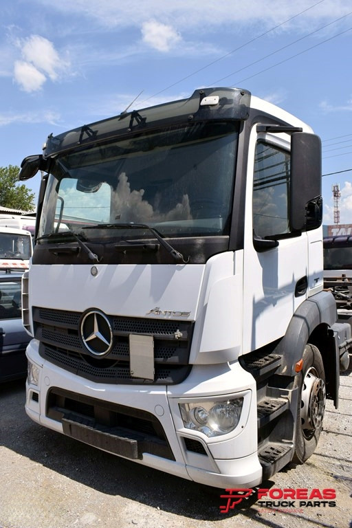 MERCEDES ANTOS 1840 - 운전실 : 사진 3 MERCEDES ANTOS 1840 - 운전실 : 사진 3