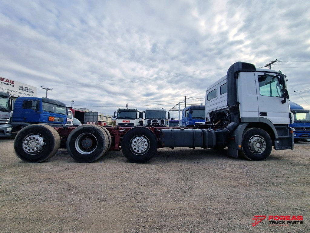 캡 새시 트럭 MERCEDES-BENZ ACTROS 3241 8x2 EURO 5 INTARDER : 사진 8