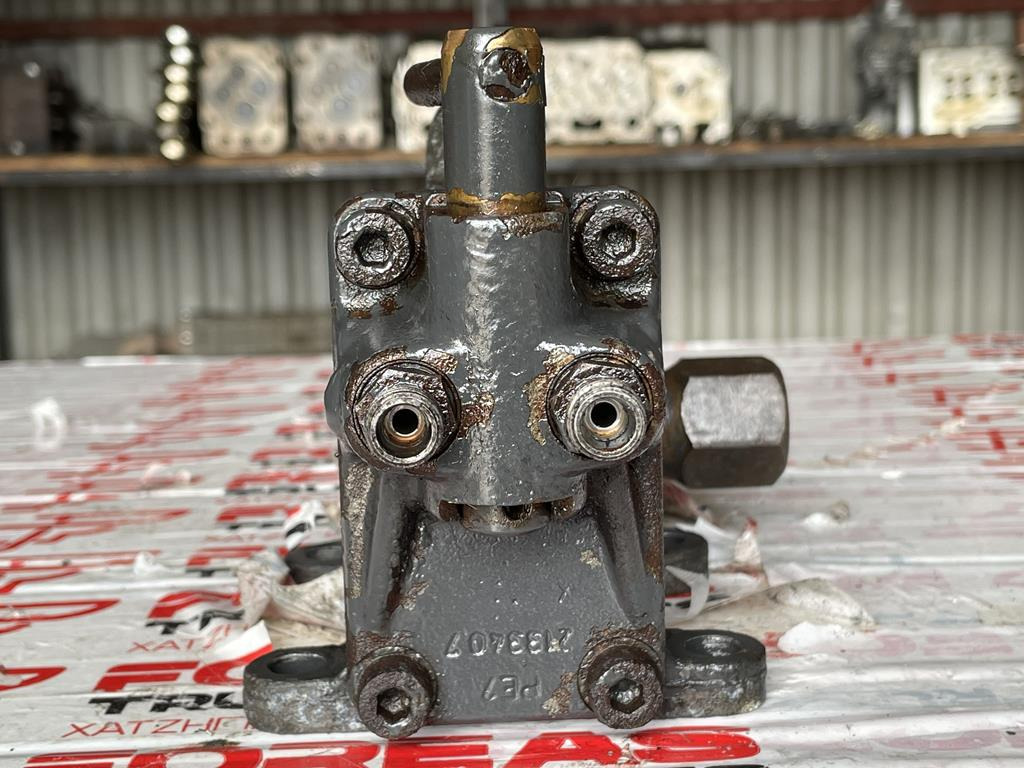 MERCEDES-BENZ ACTROS CABIN PUMP - 001 553 5901 - 유압 펌프 트럭 용 : 사진 2 MERCEDES-BENZ ACTROS CABIN PUMP - 001 553 5901 - 유압 펌프 트럭 용 : 사진 2