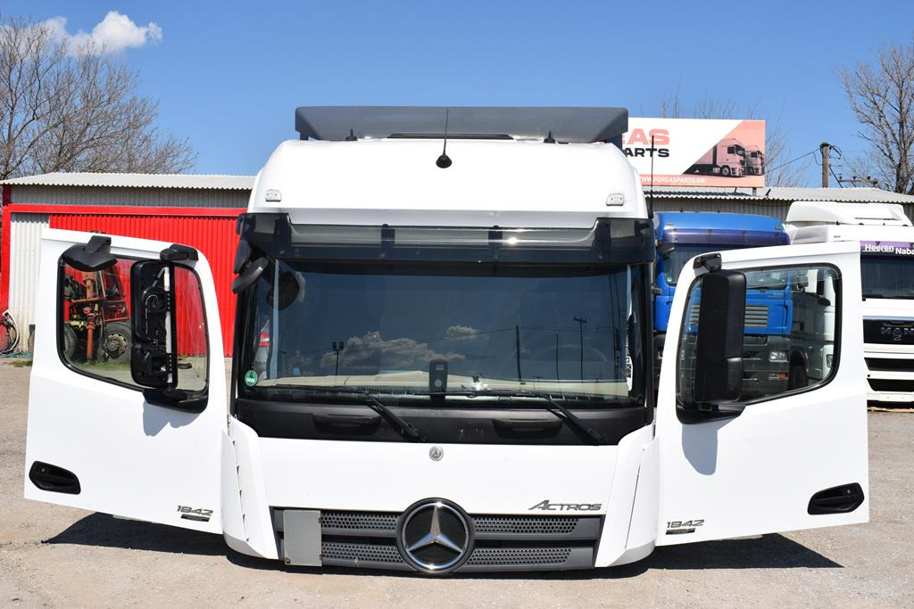 MERCEDES-BENZ ACTROS MP 4 (BIG SPACE) - 운전실 트럭 용 : 사진 3 MERCEDES-BENZ ACTROS MP 4 (BIG SPACE) - 운전실 트럭 용 : 사진 3