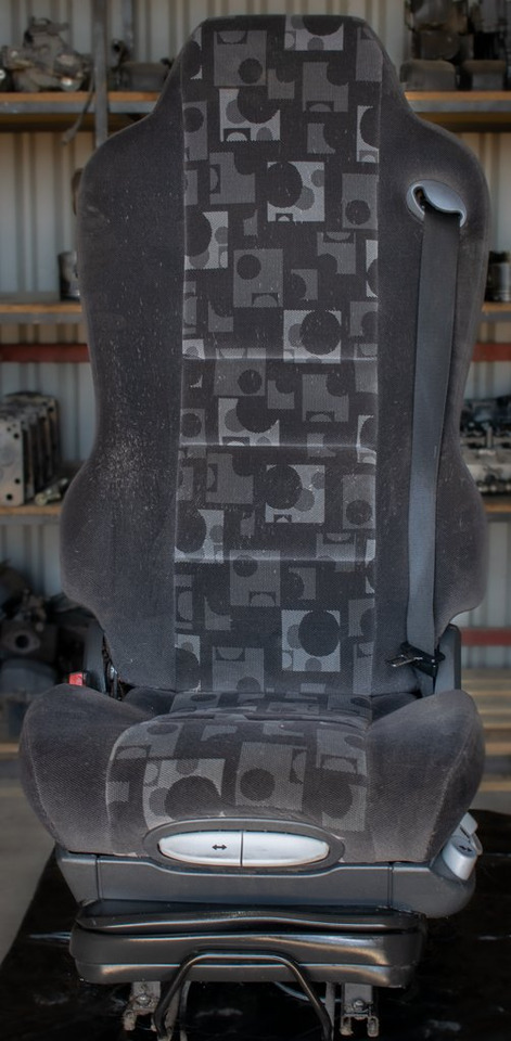 MERCEDES-BENZ ACTROS MP II AIR SEAT - DRIVER - 좌석 트럭 용 : 사진 1 MERCEDES-BENZ ACTROS MP II AIR SEAT - DRIVER - 좌석 트럭 용 : 사진 1