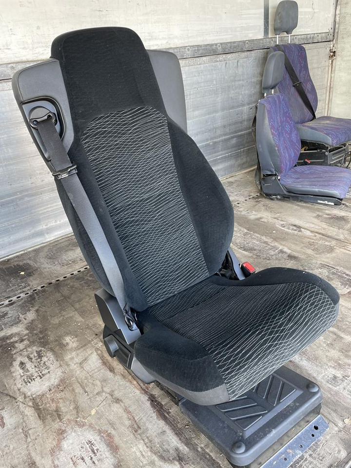 MERCEDES-BENZ ACTROS MP4 - PASSENGER - 좌석 트럭 용 : 사진 2 MERCEDES-BENZ ACTROS MP4 - PASSENGER - 좌석 트럭 용 : 사진 2