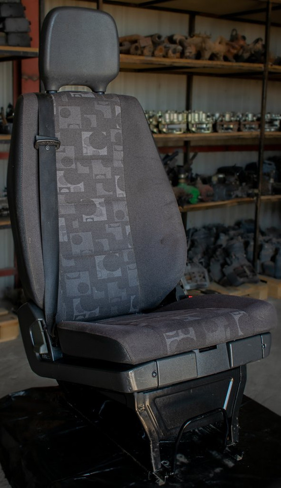 MERCEDES-BENZ ATEGO II - PASSENGER - 좌석 트럭 용 : 사진 3 MERCEDES-BENZ ATEGO II - PASSENGER - 좌석 트럭 용 : 사진 3