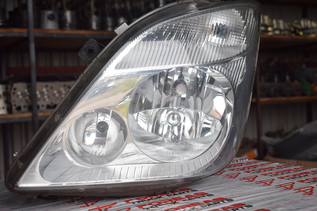 MERCEDES-BENZ SPRINTER 906 LEFT FRONT LIGHT - DRIVER - 빛/ 조명 트럭 용 : 사진 2 MERCEDES-BENZ SPRINTER 906 LEFT FRONT LIGHT - DRIVER - 빛/ 조명 트럭 용 : 사진 2