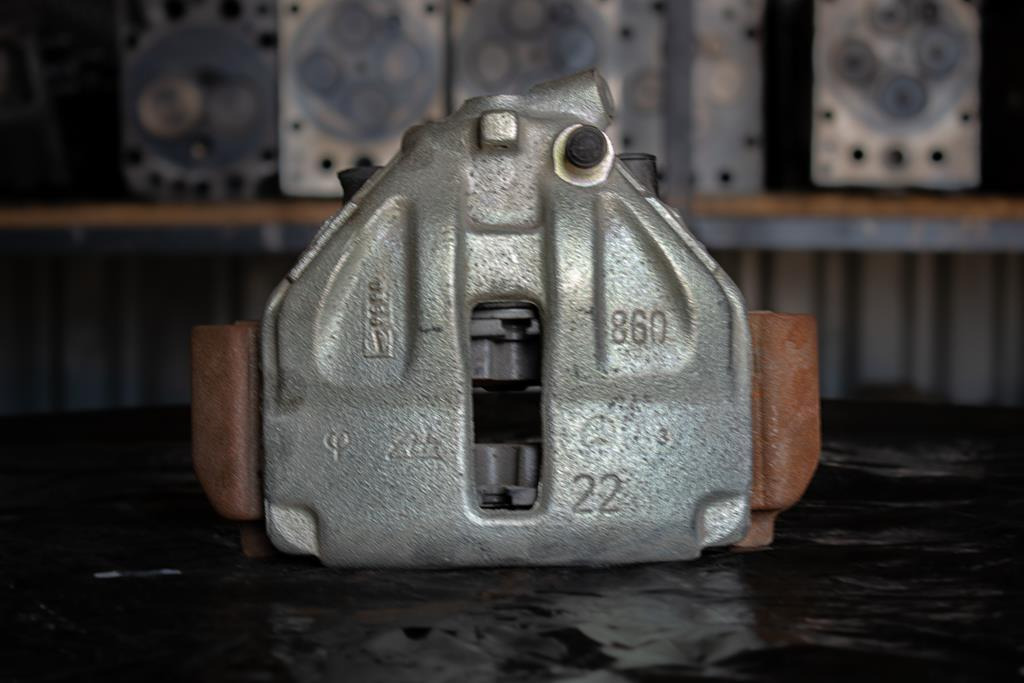 MERCEDES-BENZ SPRINTER OM602 - PASSENGER - 브레이크 캘리퍼 트럭 용 : 사진 1 MERCEDES-BENZ SPRINTER OM602 - PASSENGER - 브레이크 캘리퍼 트럭 용 : 사진 1