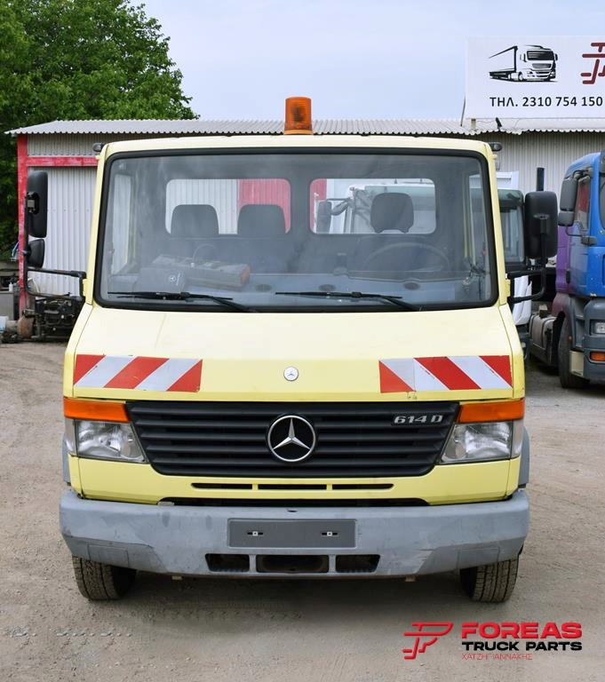MERCEDES-BENZ VARIO 614 - 캡 새시 트럭 : 사진 2 MERCEDES-BENZ VARIO 614 - 캡 새시 트럭 : 사진 2