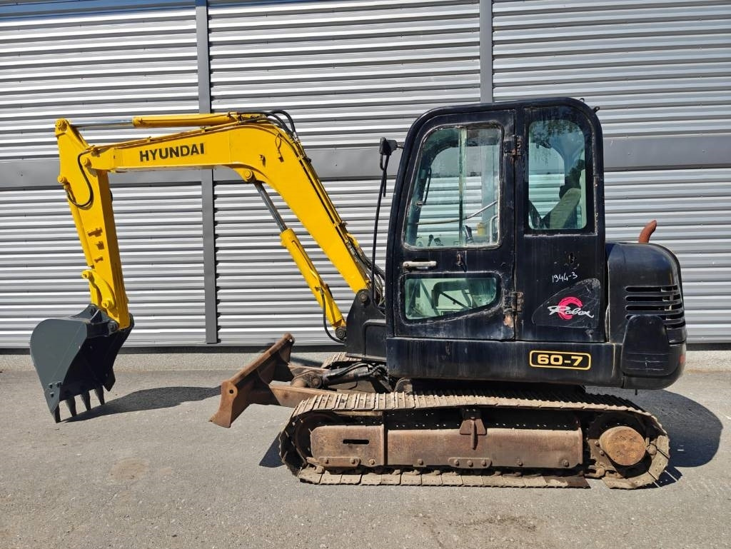 Hyundai R 60-7 - 미니 굴삭기 : 사진 2 Hyundai R 60-7 - 미니 굴삭기 : 사진 2