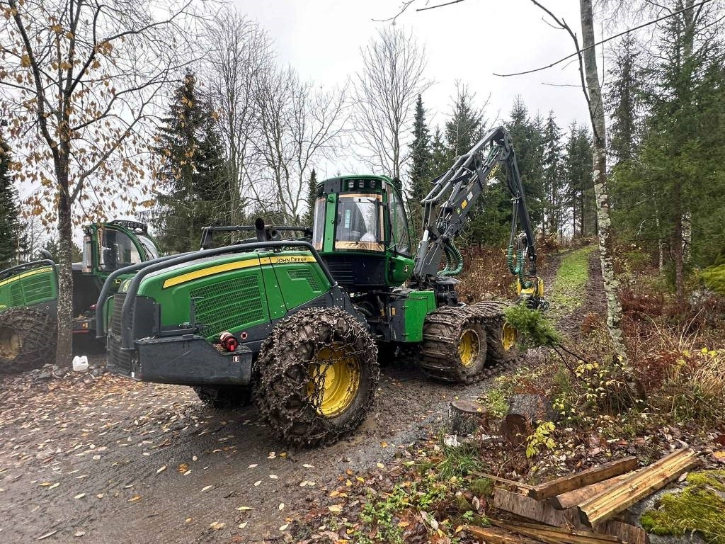 John Deere 1170 G - 산림용 수확기 : 사진 4 John Deere 1170 G - 산림용 수확기 : 사진 4