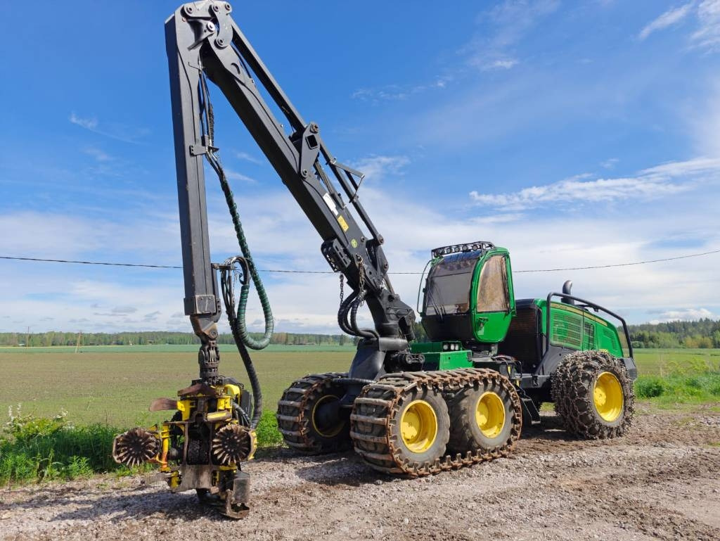 John Deere 1270 G - 산림용 수확기 : 사진 1 John Deere 1270 G - 산림용 수확기 : 사진 1