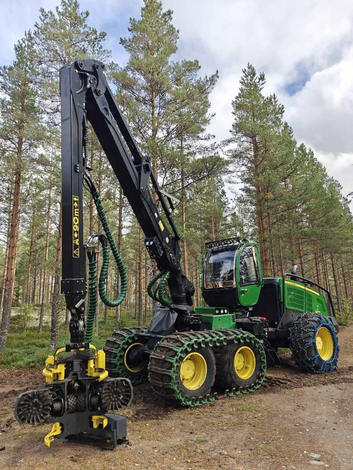 John Deere 1270 G - 산림용 수확기 : 사진 1 John Deere 1270 G - 산림용 수확기 : 사진 1