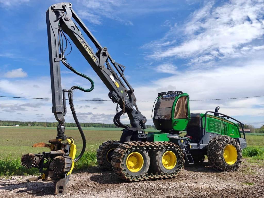 John Deere 1270 G - 산림용 수확기 : 사진 1 John Deere 1270 G - 산림용 수확기 : 사진 1