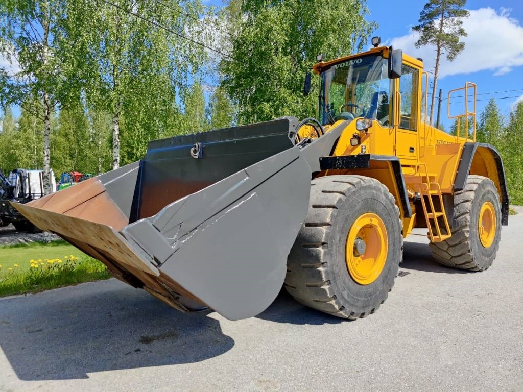 Volvo L 180 E - 휠 로더 : 사진 1 Volvo L 180 E - 휠 로더 : 사진 1