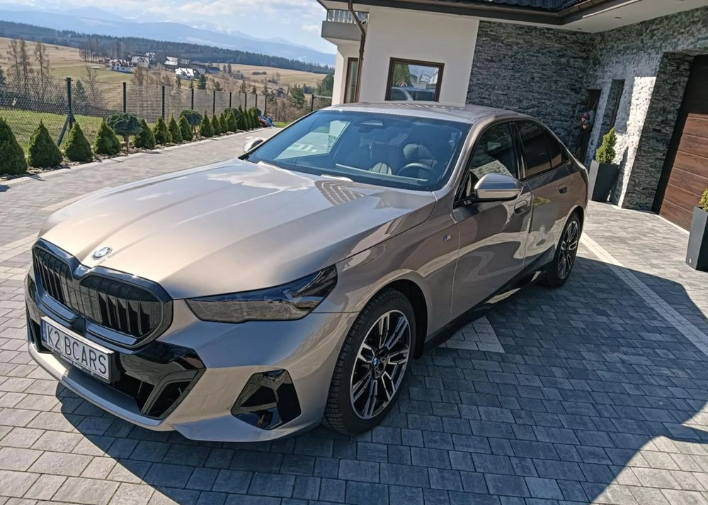 BMW Seria 5 - 세단 : 사진 5 BMW Seria 5 - 세단 : 사진 5