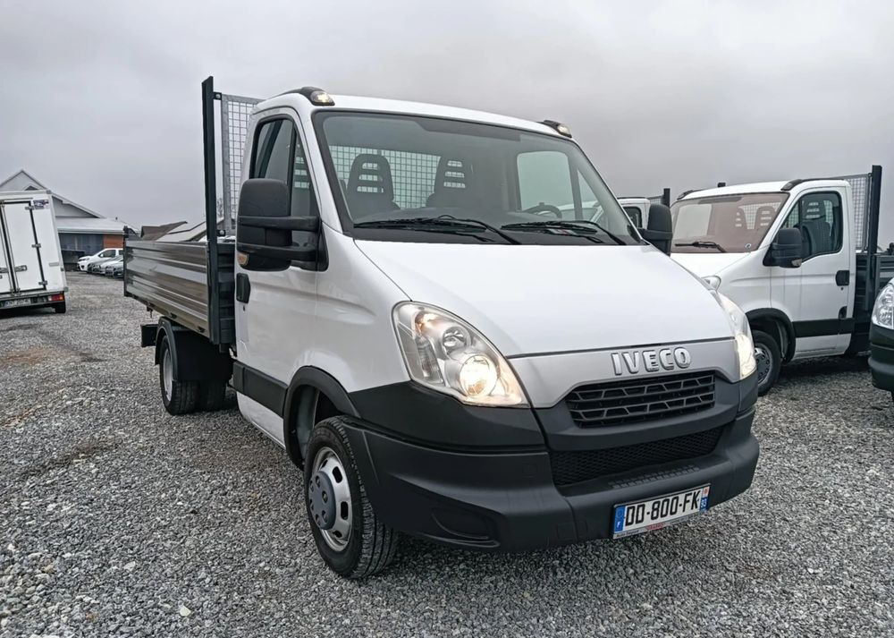 Iveco 35C13,35C12, 35C14, 35C15 - 덤프 밴 : 사진 5 Iveco 35C13,35C12, 35C14, 35C15 - 덤프 밴 : 사진 5