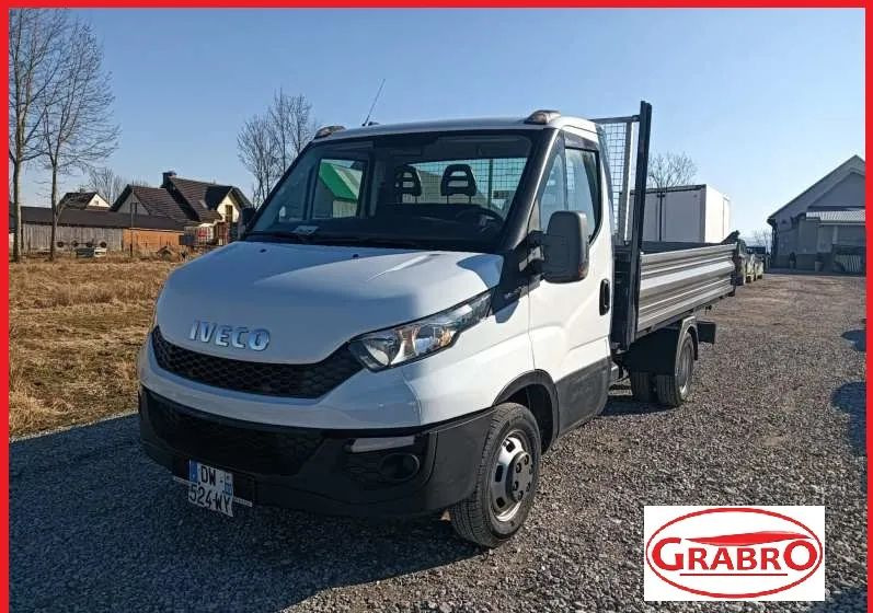 Iveco 35C15, 35C14, 35C13, 35C12 - 덤프 밴 : 사진 1 Iveco 35C15, 35C14, 35C13, 35C12 - 덤프 밴 : 사진 1