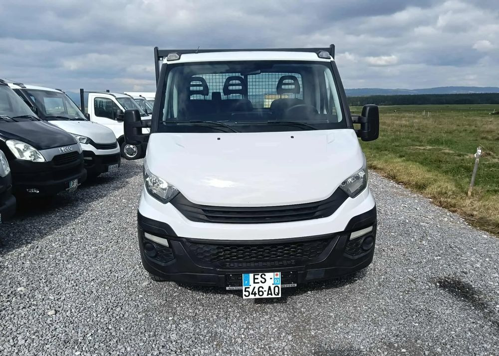 Iveco DAILY 35C14, 35C13, 35C12, 35C15 - 덤프 밴 : 사진 5 Iveco DAILY 35C14, 35C13, 35C12, 35C15 - 덤프 밴 : 사진 5