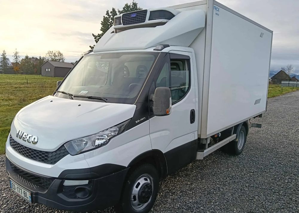 Iveco DAILY 35C15,35C14,35C13,35C12 - 냉동 밴 : 사진 2 Iveco DAILY 35C15,35C14,35C13,35C12 - 냉동 밴 : 사진 2