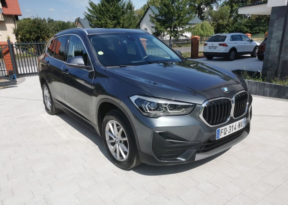BMW X1 sDrive16d - 스테이션 왜건 : 사진 1 BMW X1 sDrive16d - 스테이션 왜건 : 사진 1