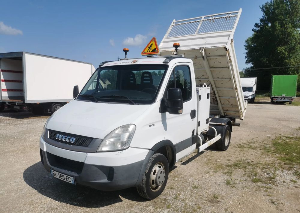 Iveco Daily 35C11 Kiper wywrotka Hak Bliźniak sprowadzony - 덤프 밴 : 사진 1 Iveco Daily 35C11 Kiper wywrotka Hak Bliźniak sprowadzony - 덤프 밴 : 사진 1