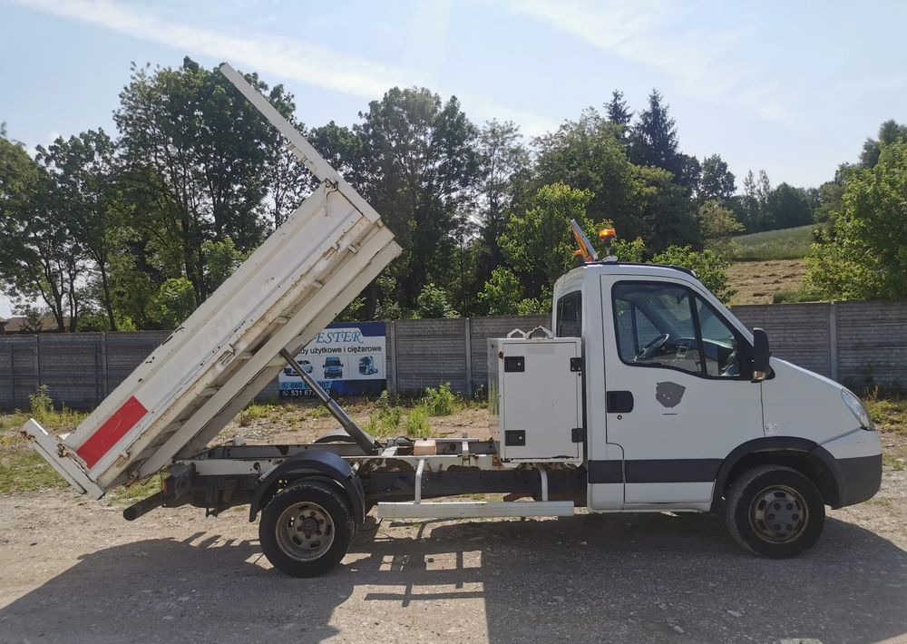 Iveco Daily 35C11 Kiper wywrotka Hak Bliźniak sprowadzony - 덤프 밴 : 사진 3 Iveco Daily 35C11 Kiper wywrotka Hak Bliźniak sprowadzony - 덤프 밴 : 사진 3