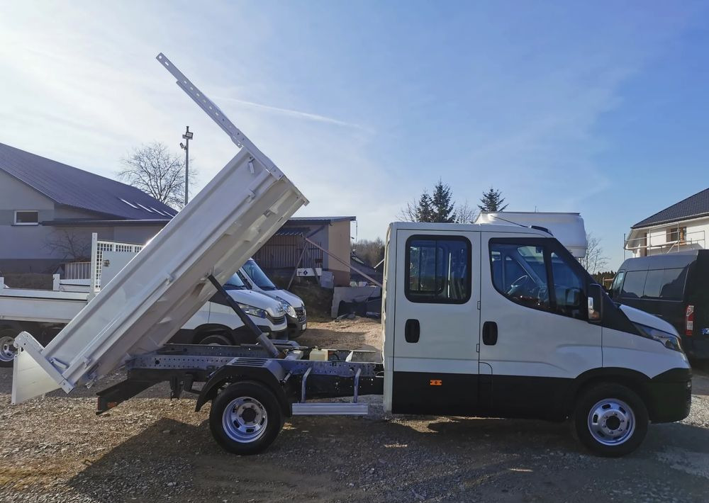 Iveco Daily 35C12 Brygadówka wywrotka 35-120 kiper doka Dubel klimatyzacja - 덤프 밴 : 사진 4 Iveco Daily 35C12 Brygadówka wywrotka 35-120 kiper doka Dubel klimatyzacja - 덤프 밴 : 사진 4