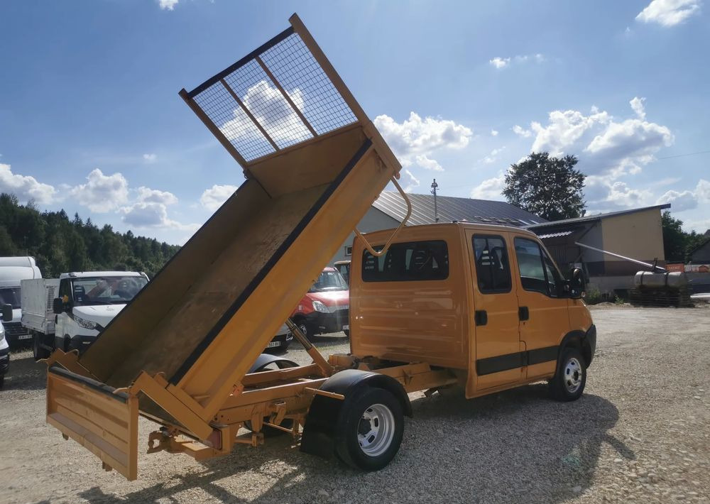 Iveco Daily 35C12 Brygadówka wywrotka Dubel hak kiper doka 35C13 - 덤프 밴 : 사진 5 Iveco Daily 35C12 Brygadówka wywrotka Dubel hak kiper doka 35C13 - 덤프 밴 : 사진 5