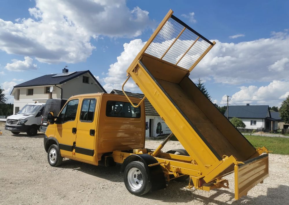 Iveco Daily 35C12 Brygadówka wywrotka Dubel hak kiper doka 35C13 - 덤프 밴 : 사진 4 Iveco Daily 35C12 Brygadówka wywrotka Dubel hak kiper doka 35C13 - 덤프 밴 : 사진 4